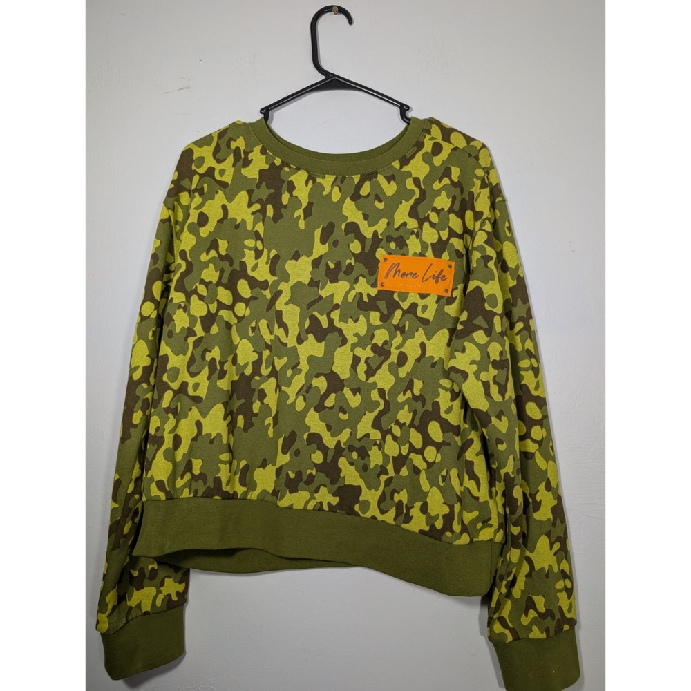 Orange Theory  Long Sleeve‎ Cropped Camo Top Womens Medium